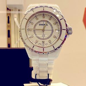 CHANEL J12 Diamond Watch (Pristine Condition in Box w Chanel inspection papers)
